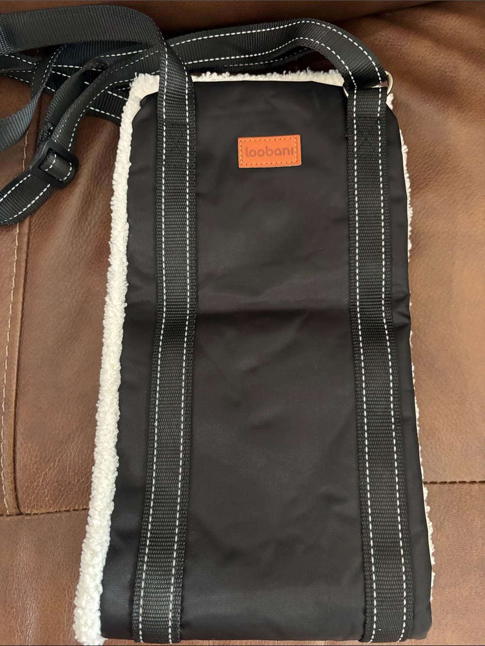 Loopani Black Sherpa pet Slong